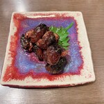 炭焼うな富士 - 肝焼きです。鰻のサイズと同様に、肝も大きいです。