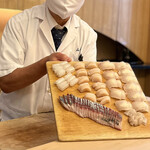 山玄茶 - 本日のお造り。立派な鯵です！！