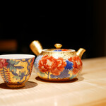 膳処末富 - ●北京の世界紅茶