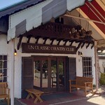 和食処　田舎家 - クラブハウスの玄関