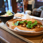 SADEC TOKYO - ポークバインミー ランチセット@税込950円＋セットドリンク@税込100円