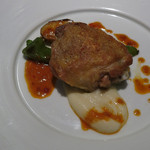 ローザネーラ - 仏産ホロホロ鳥のアッローストンドゥイヤのソース