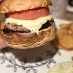 folk burgers&beers - ゴーダミソミートバーガー