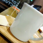 COFFEE PICTURES - 正面で。