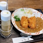 Ajidokoroteppei - ひれかつカレーライス 着膳