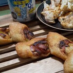 アマムダコタン - ピスタチオとアーモンドのベーコンエピ(奥のヤゲン軟骨は気にしないでください)