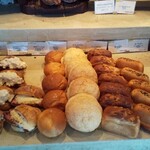 アマムダコタン - 定番どころも、どこかダコタン調。