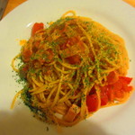 レストラン caldo - フレッシュトマトとベーコンのパスタ