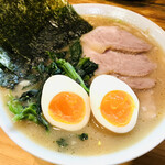 ラーメン 洞くつ家 - 