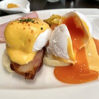 R restaurant & bar - ベーコンが美味い