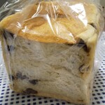 むつか堂 - ラムレーズン食パン(ハーフ)