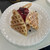 茶房こもん - 料理写真:木苺とクリームチーズのアイスクリームワッフル