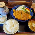 Tonkatsu Sawai - とんかつ定食