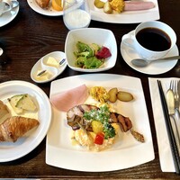 R restaurant & bar - 朝食は「ただいま東京プラスクーポン」でおつりがくる R restaurant & bar - 朝食は「ただいま東京プラスクーポン」でおつりがくる