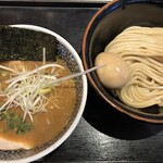 麺屋一燈 - 半熟味玉濃厚魚介つけ麵