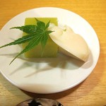 うえ村 - 翡翠羊羮(空豆)と豆乳プリン