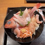 海鮮丼 佐政 - 深海魚丼　酢飯　ご飯少なめでお願いしました