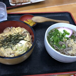 三よし - 親子丼と、そばの定食