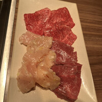 焼肉うしごろ 新宿三丁目店 - ミノ、ハツ、クリ