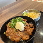 カルビ丼とスン豆腐専門店 韓丼  - 