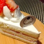 Pathisurimaruzu - 苺のショートケーキ