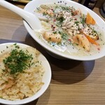 Rock’anDo - サーモンの酒粕シチューそば＋鰆の粕漬と奈良漬の炊き込みご飯