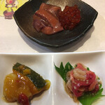 よねさん - 右下のみる貝ナムルが特に大好きです。あればいつもオーダーしてました。