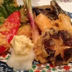 Shunsaishinagawa - 季節の野菜のてんぷら盛り合わせ。衣サクサクです。
