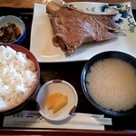 一馬 - カマ煮付定食