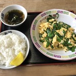 ラーメン大将 - ニラ玉定食（900円）