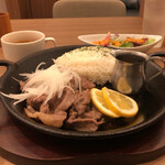 Guriru Kurashiki - 薄切り牛肉のレモンステーキ