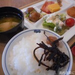 Kuino Mido Koronagomi - 和朝食