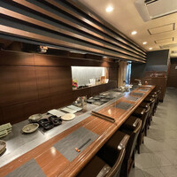 キャラバン - カウンター全景