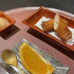 花いち - 箸休めのオレンジゼリーとズワイガニの春巻き