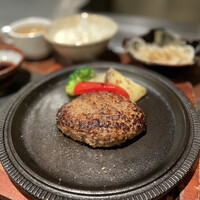 キャラバン - 特選A5和牛100%佐賀牛＊伊万里和牛ハンバーグコース180g（1,700円）