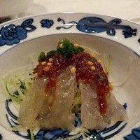 うぶか - 向付替わり：活才巻海老の四川ソース　小口葱　あられ