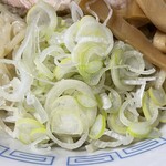 中華そば処 琴平荘 - 『温タレつけ麺』のネギ