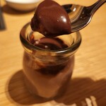 ビーフキッチン - チョコレートプリン１口目