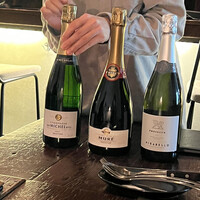 ワインとくつろぐ ツキアカリ -  ワインとくつろぐ ツキアカリ -