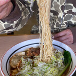 しな喜 - 低加水麺は固茹で、餡が麺間に纏いあっつ熱