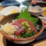 日本料理 八重山 - マグロ丼