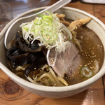 Ramen Gankutsuou - 焼き醤油ピラミッド野菜ラーメン