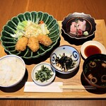 Japanese Restaurant KINZA - 広島県産の大粒牡蠣フライと鰤のお造り御膳　1,780円