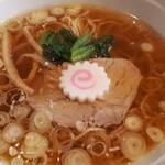 花板食堂 イシカワ - すっきり系の中華そばです