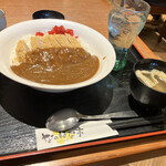 なのはな亭 - ヒレカツカレー大盛り800円