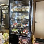 PATISSERIE 46 - 内観 ①
