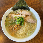 齋虎 - 塩ラーメン（ゆず入り）大盛 850円