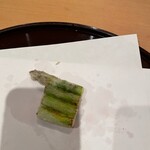 天ぷら 京星 - アスパラガス