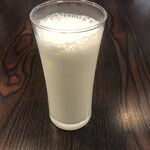 ロビンズインドキッチン - サービスのラッシー