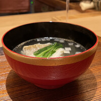 室町 唯 - 